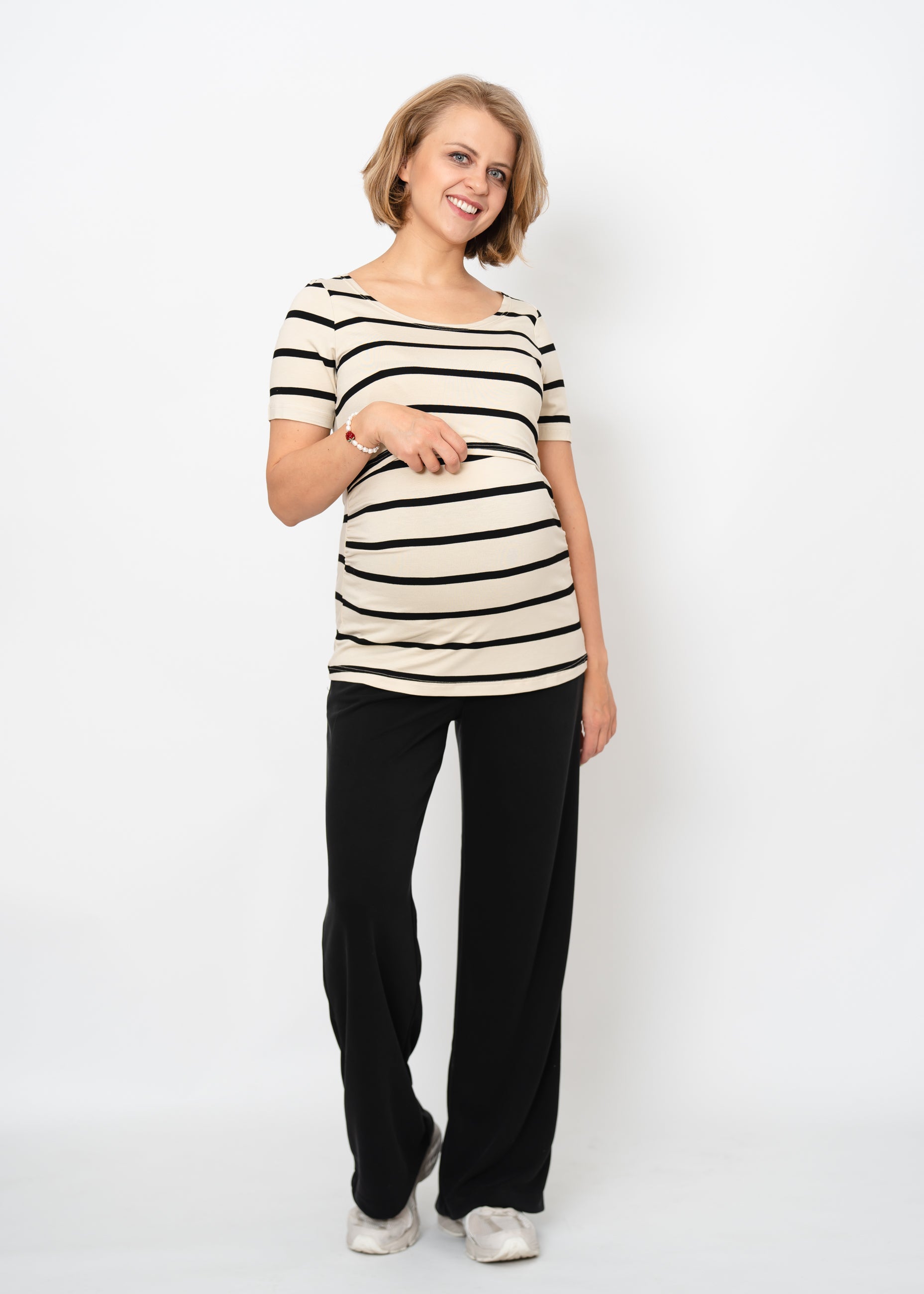 Beige Umstandsbluse zum Stillen